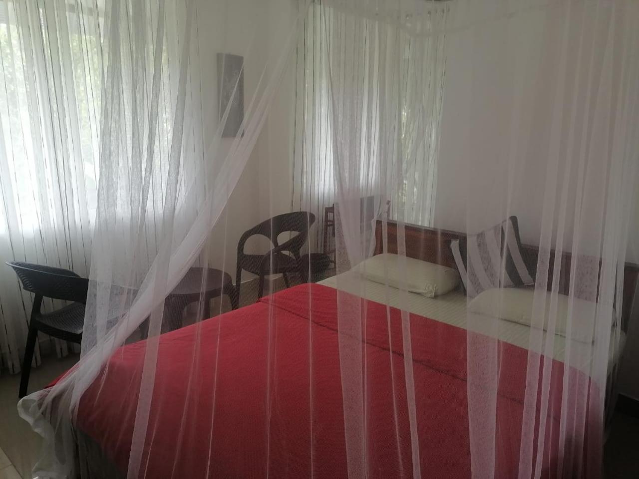 Isuru Homestay Ella Εξωτερικό φωτογραφία